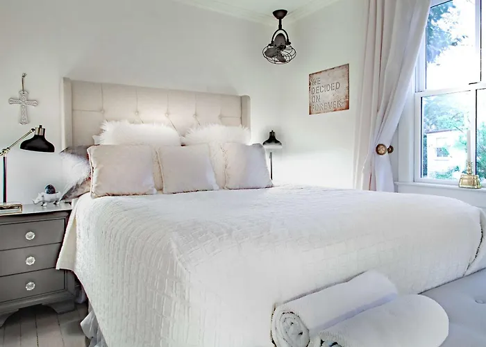 The Liberty House Of Old Town Designer Home